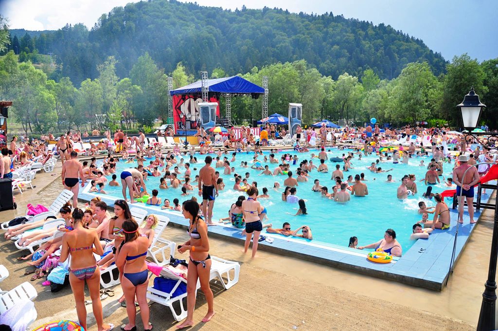 Piscina Ariniș imagine 3
