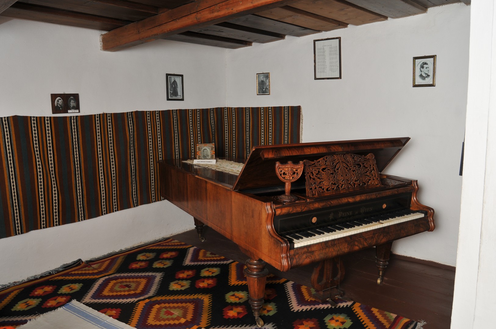Casa Memorială "Ciprian Porumbescu" imagine 3