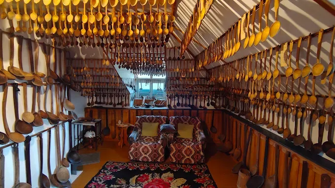Colecția de linguri de lemn „Ioan și Elisabeta Țugui” miniatura 6