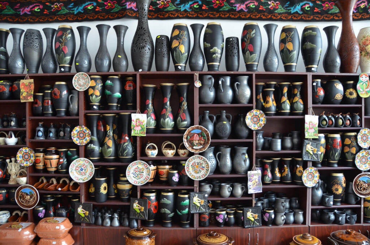 Ceramică Neagră Marginea imagine 3
