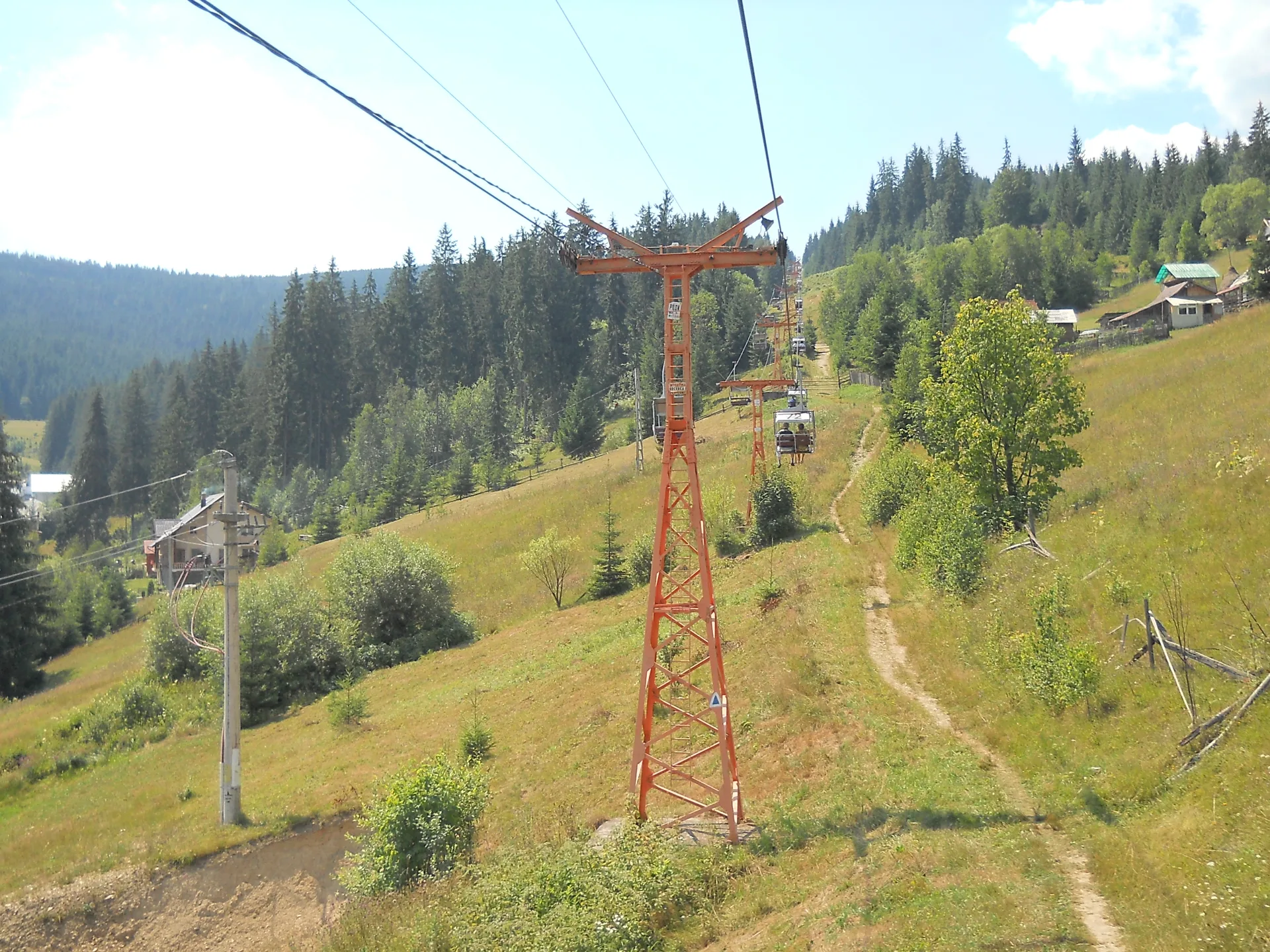 Vatra Dornei – Vârful Bârnărel – Pasul Mestecăniș